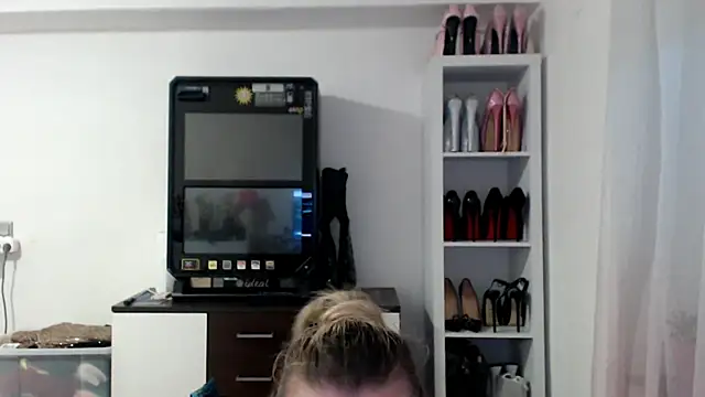 AischePervers online show from 07/25/26, 04:24