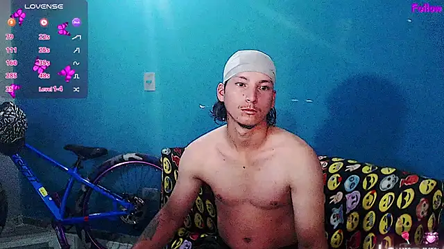 Snapshot of MrKingsaintx chatting on 06/15/26, 09:09 MrKingsaintx online show from 06/15/26, 09:09