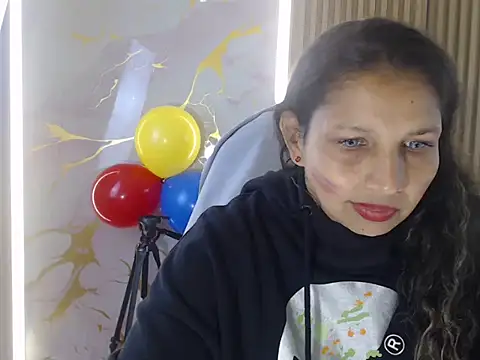 Snapshot of Danna_Sg chatting on 06/18/26, 04:44 Danna Sg online show from 06/18/26, 04:44
