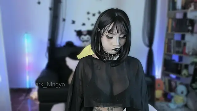 Snapshot of Dark_ningyo1 chatting on 06/14/26, 01:24 Dark ningyo1 online show from 06/14/26, 01:24