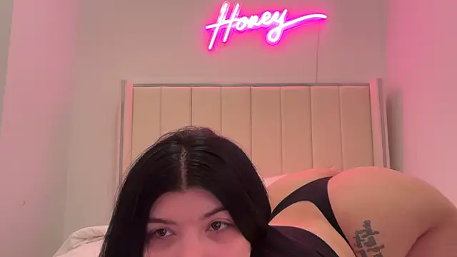 RawHoneyy online show from 06/14/26, 10:11