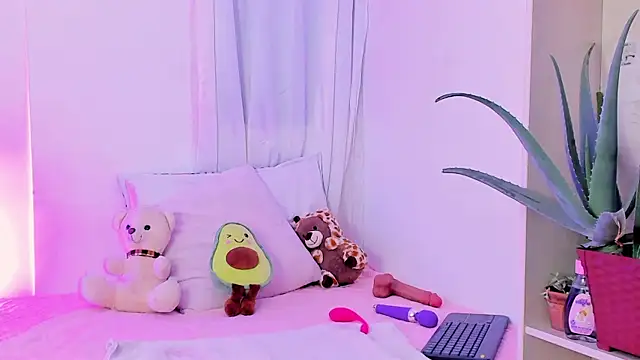 SarahRouge online show from 07/14/26, 01:27