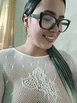 Snapshot of shantall_cute chatting on 07/11/26, 04:46 shantall cute online show from 07/11/26, 04:46