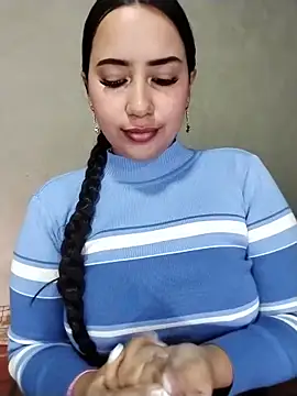 Snapshot of shantall_cute chatting on 06/04/26, 10:09 shantall cute online show from 06/04/26, 10:09