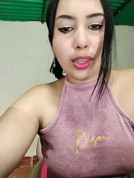 Snapshot of shantall_cute chatting on 06/10/26, 06:31 shantall cute online show from 06/10/26, 06:31