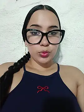 Snapshot of shantall_cute chatting on 07/01/26, 09:04 shantall cute online show from 07/01/26, 09:04