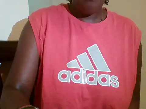 Snapshot of cocojuicyy chatting on 07/17/26, 01:03 cocojuicyy online show from 07/17/26, 01:03