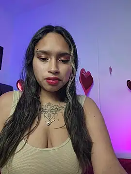 Evangeline Salas online show from 07/11/26, 11:16