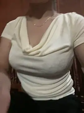 Snapshot of Ure_sexy chatting on 06/02/26, 11:54 Ure sexy online show from 06/02/26, 11:54