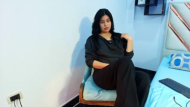 Snapshot of Kan_Rousse chatting on 06/27/26, 03:12 Kan Rousse online show from 06/27/26, 03:12