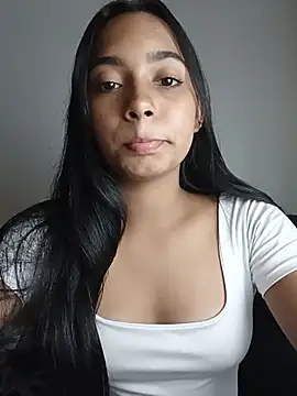 xcleila online show from 07/08/26, 02:46