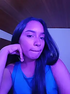 xcleila online show from 06/25/26, 03:26