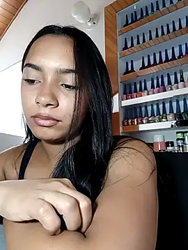 xcleila online show from 06/24/26, 02:15