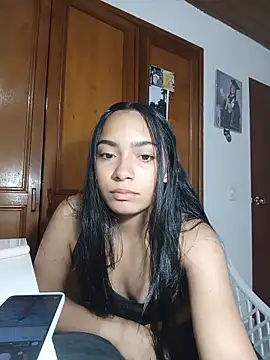xcleila online show from 06/03/26, 04:46