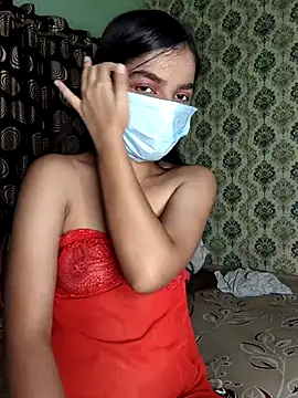 Snapshot of love_kaur chatting on 07/10/26, 02:50 love kaur online show from 07/10/26, 02:50