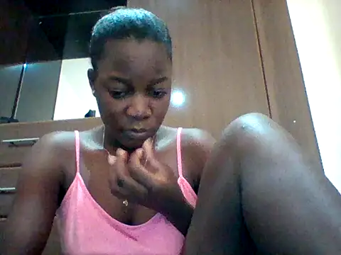 zainaxxxxx online show from 06/03/26, 08:04