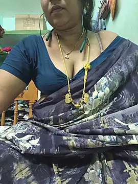 Tamil-kaviya98 online show from 06/12/26, 06:16