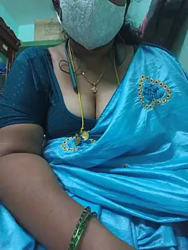 Tamil-kaviya98 online show from 06/23/26, 10:08
