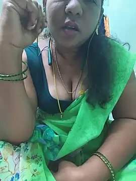 Tamil-kaviya98 online show from 06/11/26, 05:32