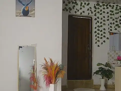 Snapshot of Skyy_Brown chatting on 07/19/26, 07:50 Skyy Brown online show from 07/19/26, 07:50