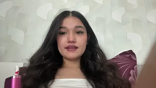 LisetteParajon online show from 06/27/26, 05:13