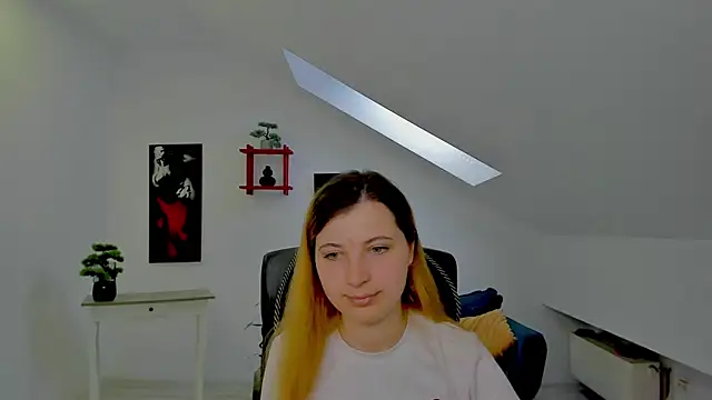 CamelliaStone online show from 06/11/26, 06:21