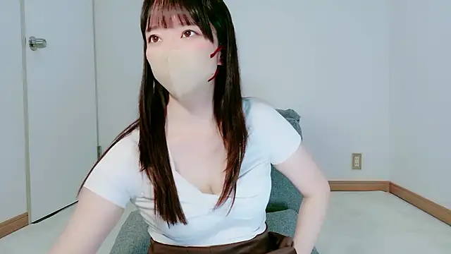 Snapshot of Hikari__o00 chatting on 06/06/26, 01:55 Hikari o00 online show from 06/06/26, 01:55