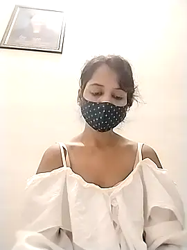 cutieNancy89 online show from 07/08/26, 12:28