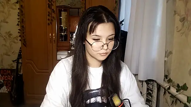 Adilily online show from 05/29/26, 03:18