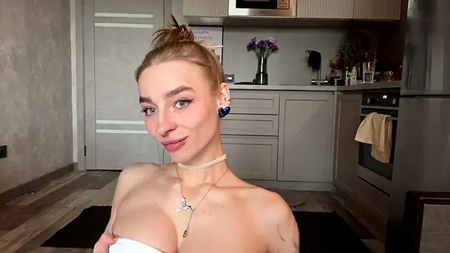 Snapshot of amilia-sexygirl chatting on 05/29/26, 03:34 amilia-sexygirl online show from 05/29/26, 03:34