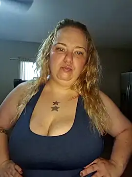 Snapshot of Jaclynnbaby chatting on 06/25/26, 12:43 Jaclynnbaby online show from 06/25/26, 12:43