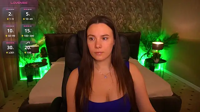 Lexie pearl online show from 07/13/26, 09:36