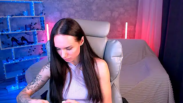Snapshot of NicoleMerz chatting on 07/10/26, 05:35 NicoleMerz online show from 07/10/26, 05:35