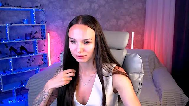 Snapshot of NicoleMerz chatting on 07/13/26, 06:18 NicoleMerz online show from 07/13/26, 06:18