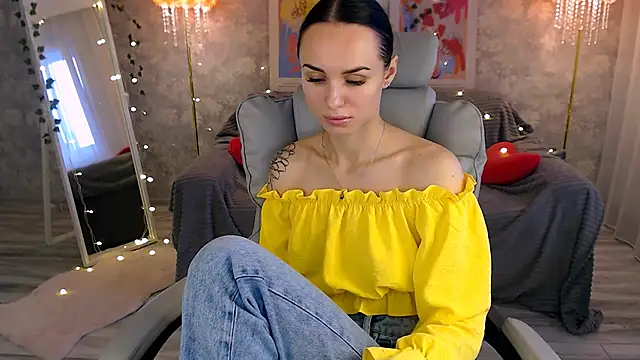 Snapshot of NicoleMerz chatting on 06/24/26, 04:16 NicoleMerz online show from 06/24/26, 04:16