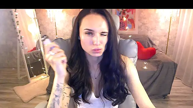 Snapshot of NicoleMerz chatting on 06/25/26, 04:12 NicoleMerz online show from 06/25/26, 04:12