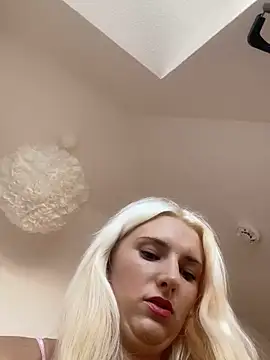 MimiLliiyy online show from 07/01/26, 06:08