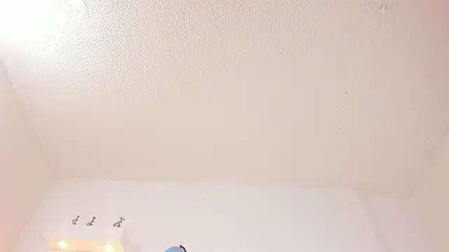 Snapshot of Eilie_xxx chatting on 06/10/26, 02:29 Eilie xxx online show from 06/10/26, 02:29