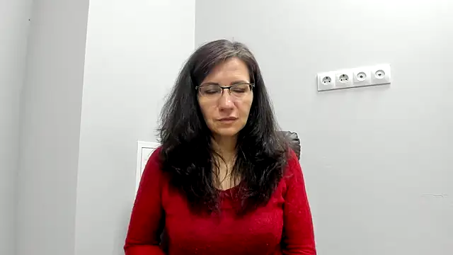 Miss Heliena online show from 05/29/26, 07:36