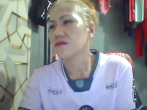 Snapshot of pinayheartaker chatting on 07/01/26, 12:33 pinayheartaker online show from 07/01/26, 12:33