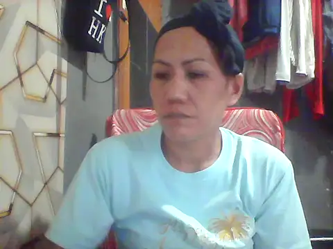 Snapshot of pinayheartaker chatting on 07/13/26, 07:18 pinayheartaker online show from 07/13/26, 07:18