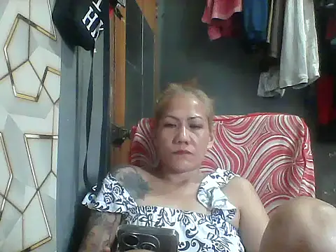 Snapshot of pinayheartaker chatting on 07/09/26, 03:07 pinayheartaker online show from 07/09/26, 03:07