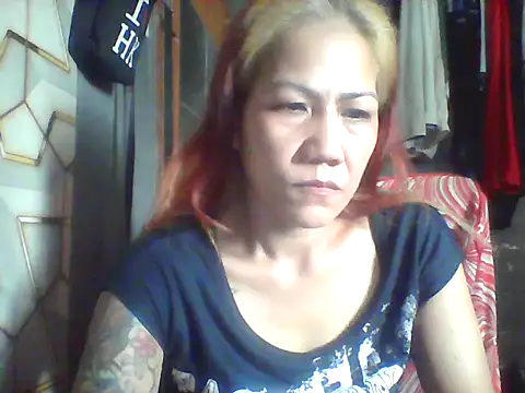 Snapshot of pinayheartaker chatting on 07/11/26, 02:34 pinayheartaker online show from 07/11/26, 02:34