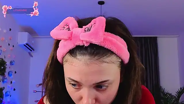 justmeavery online show from 07/03/26, 03:02