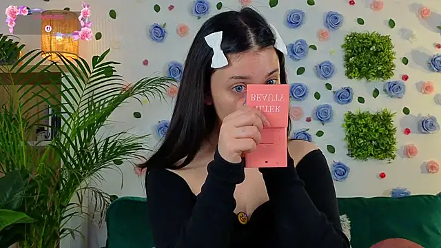 justmeavery online show from 06/15/26, 01:06