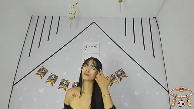 Snapshot of AmaiaHarpper chatting on 06/25/26, 12:32 AmaiaHarpper online show from 06/25/26, 12:32