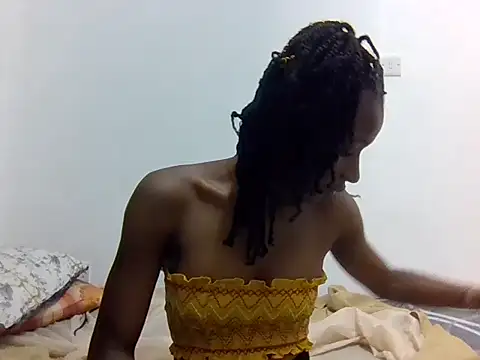 Snapshot of Sexxy_petite1 chatting on 06/17/26, 10:36 Sexxy petite1 online show from 06/17/26, 10:36