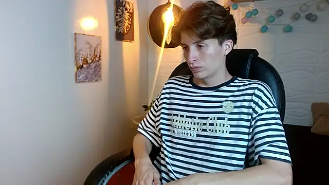 Marcoviolet online show from 06/11/26, 07:44