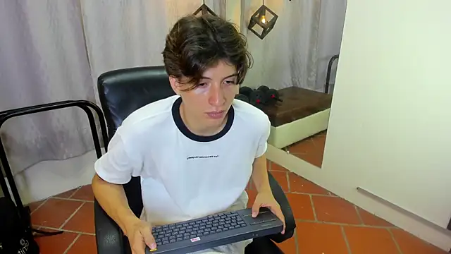 Marcoviolet online show from 07/10/26, 07:36