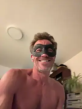 hornyfrenchies online show from 06/26/26, 02:28